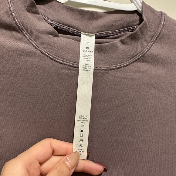 Lululemon long sleeve top - Picture 2 of 2